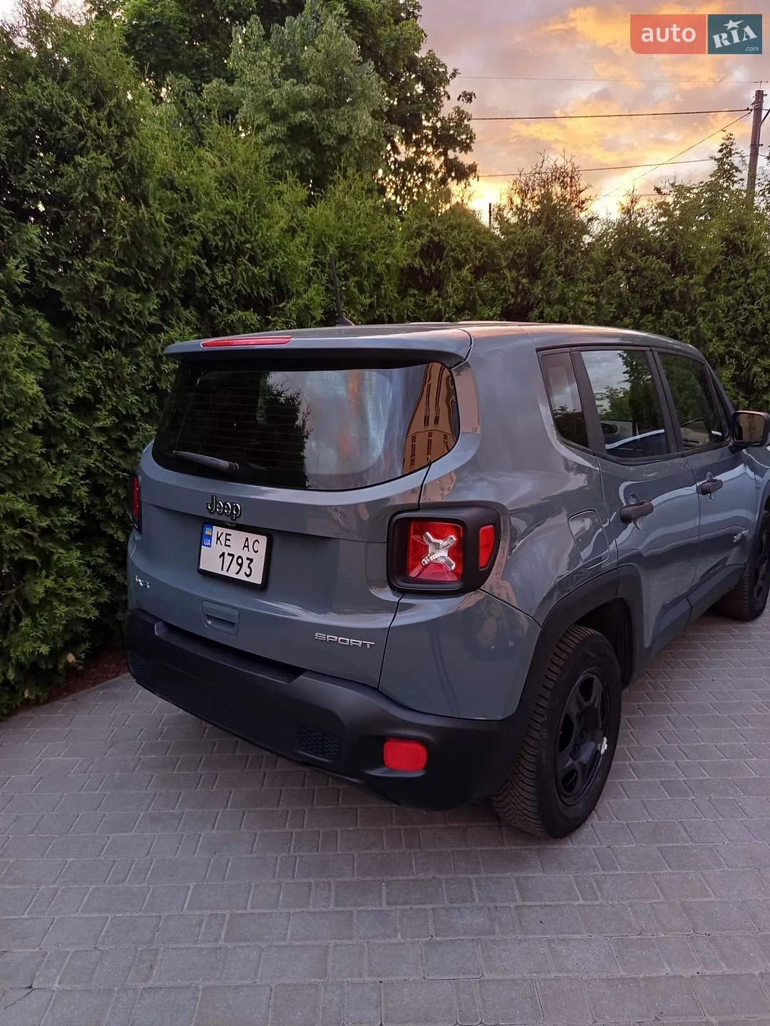 2018 Jeep Renegade - мініатюра 9