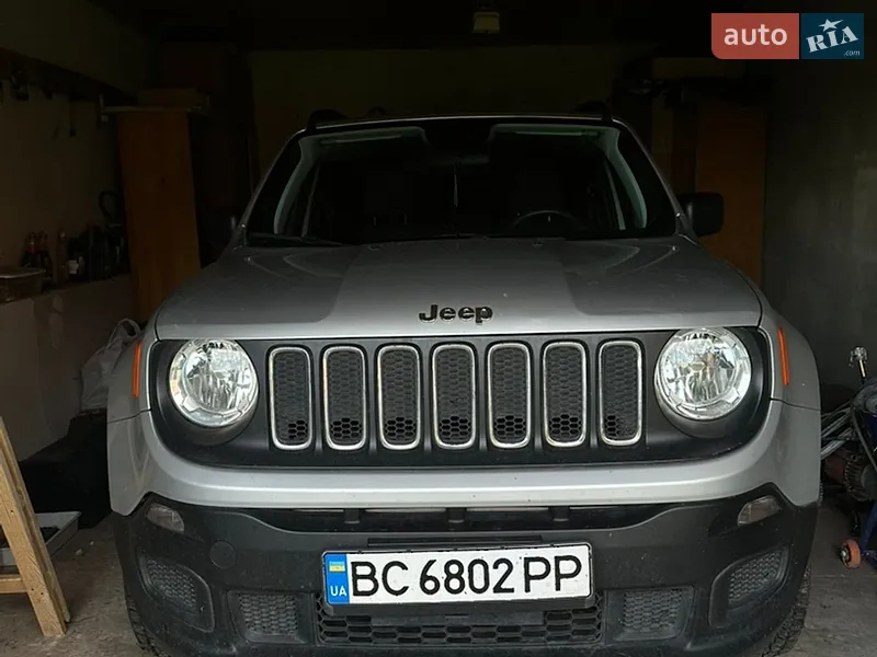 Jeep Renegade 2018 VIN ZACCJBAB1JPH71262 фото оголошення 16 з 37