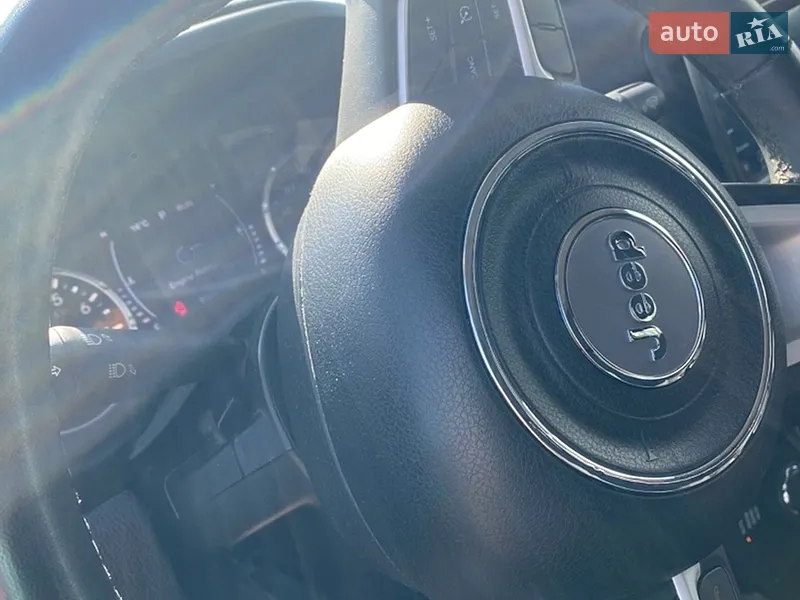 Jeep Renegade 2018 VIN ZACCJBBB2JPJ21979 фото оголошення 6 з 49