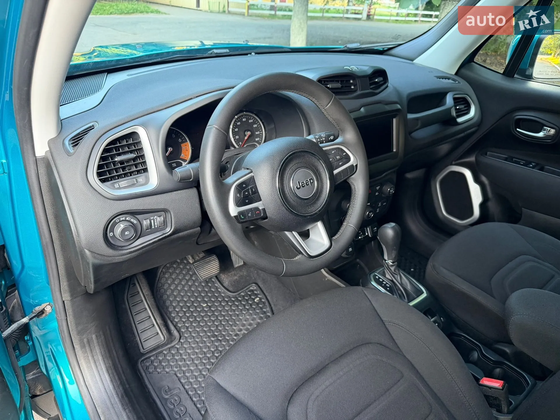 2021 Jeep Renegade - мініатюра 27
