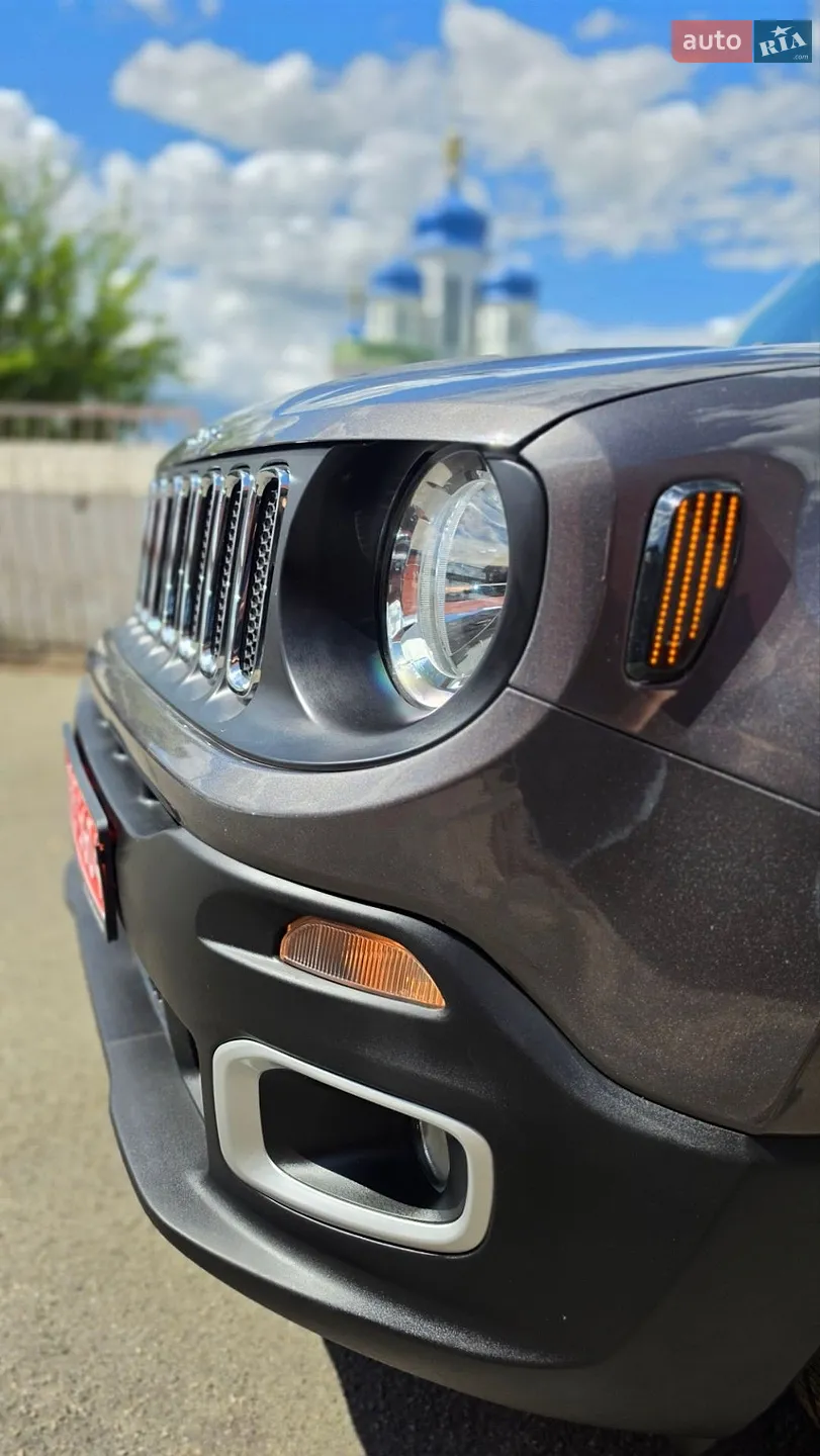 2017 Jeep Renegade - мініатюра 11