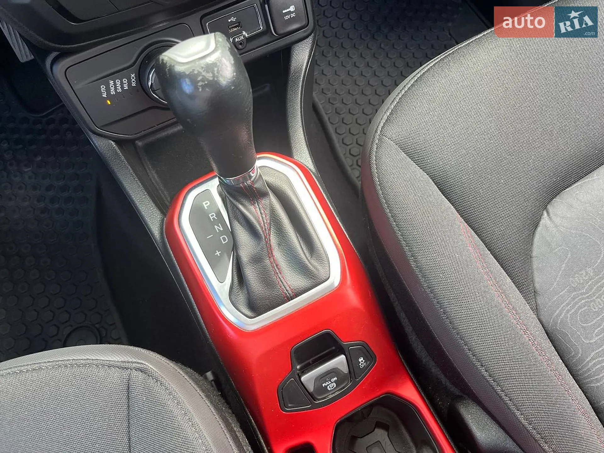 2018 Jeep Renegade - мініатюра 28
