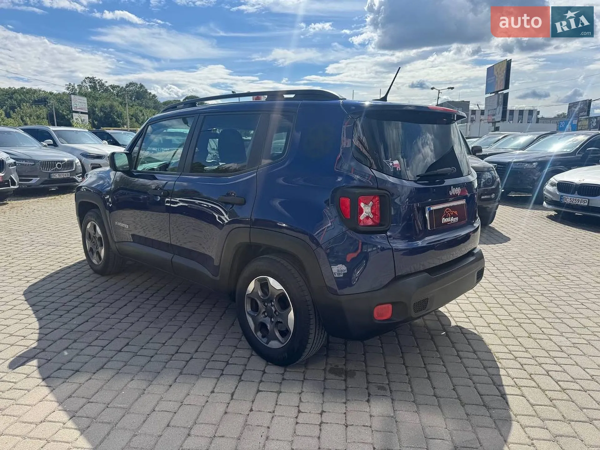 2016 Jeep Renegade - мініатюра 5