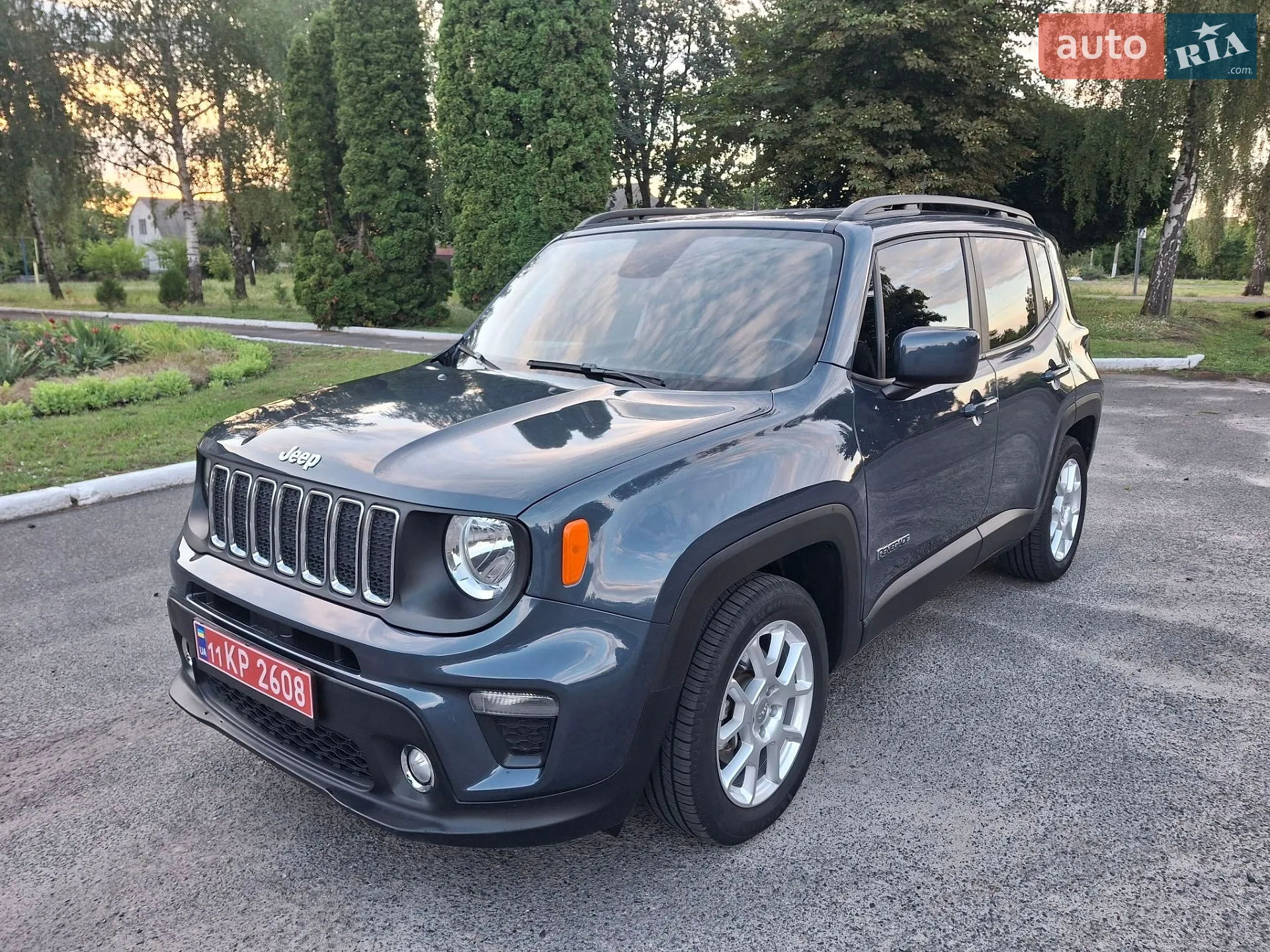2020 Jeep Renegade - мініатюра 2