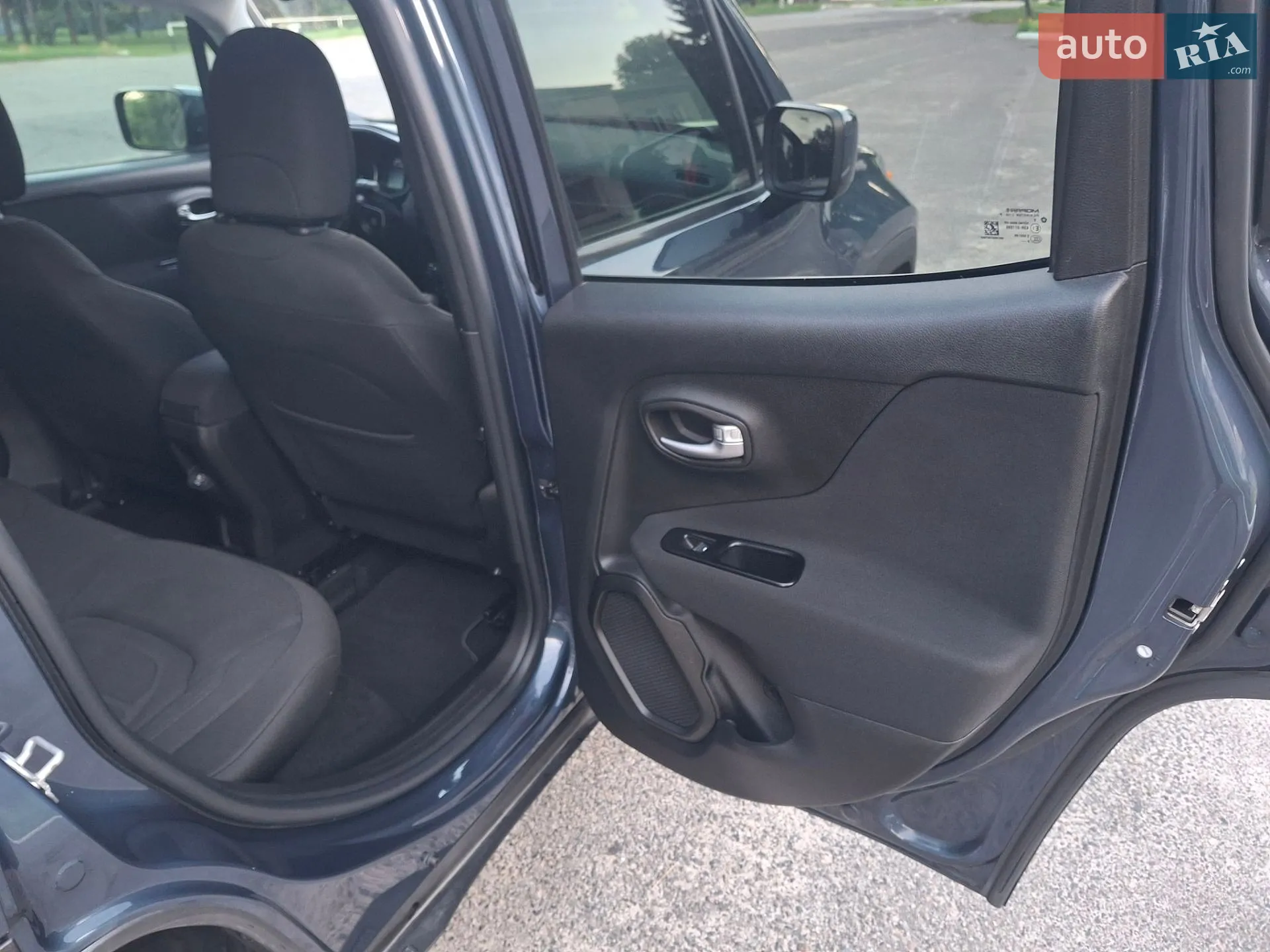2020 Jeep Renegade - мініатюра 36