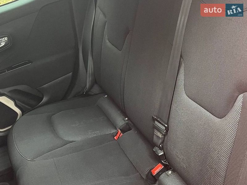 Внедорожник / Кроссовер Jeep Renegade 2015 в Полтаве фото 10 Внедорожник / Кроссовер Jeep Renegade 2015 в Полтаве