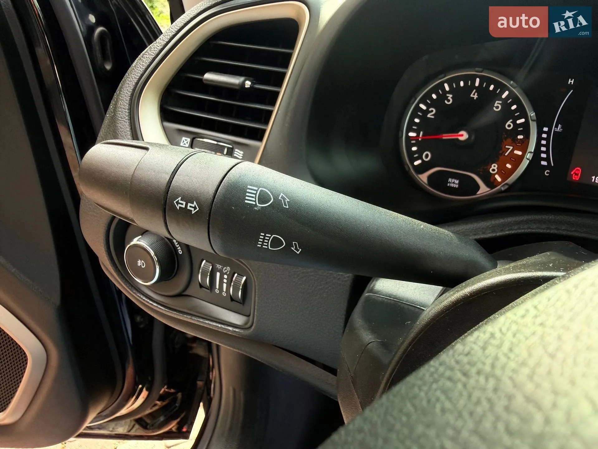 2017 Jeep Renegade - мініатюра 30
