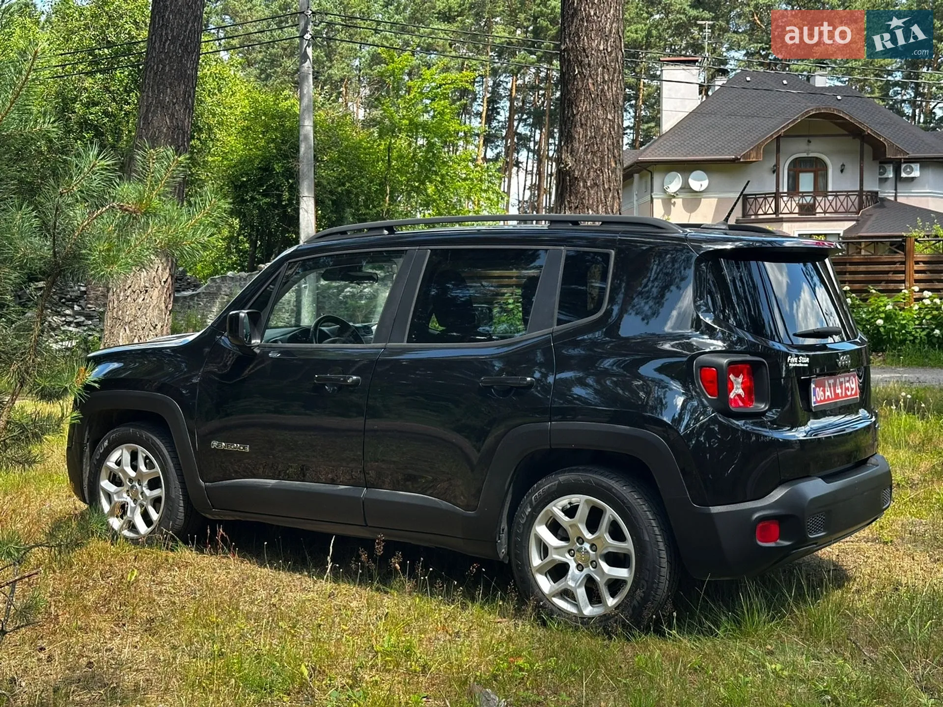 2016 Jeep Renegade - мініатюра 3