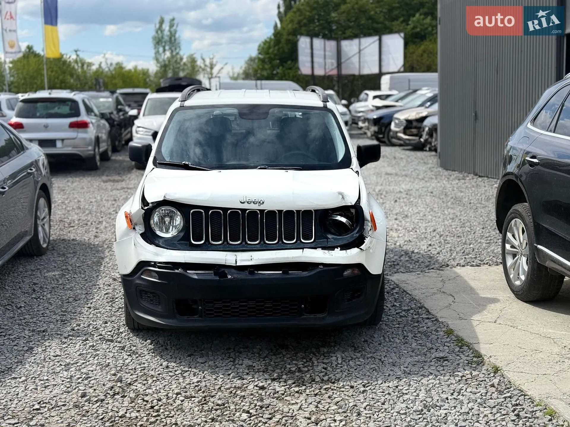 2017 Jeep Renegade - мініатюра 2