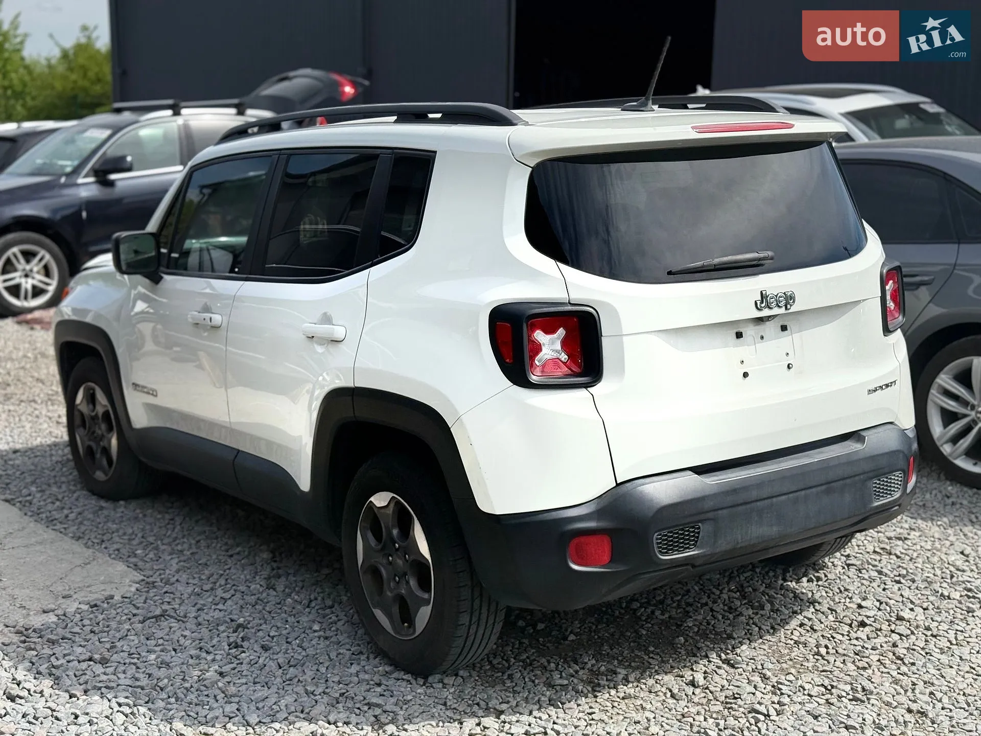 2017 Jeep Renegade - мініатюра 6