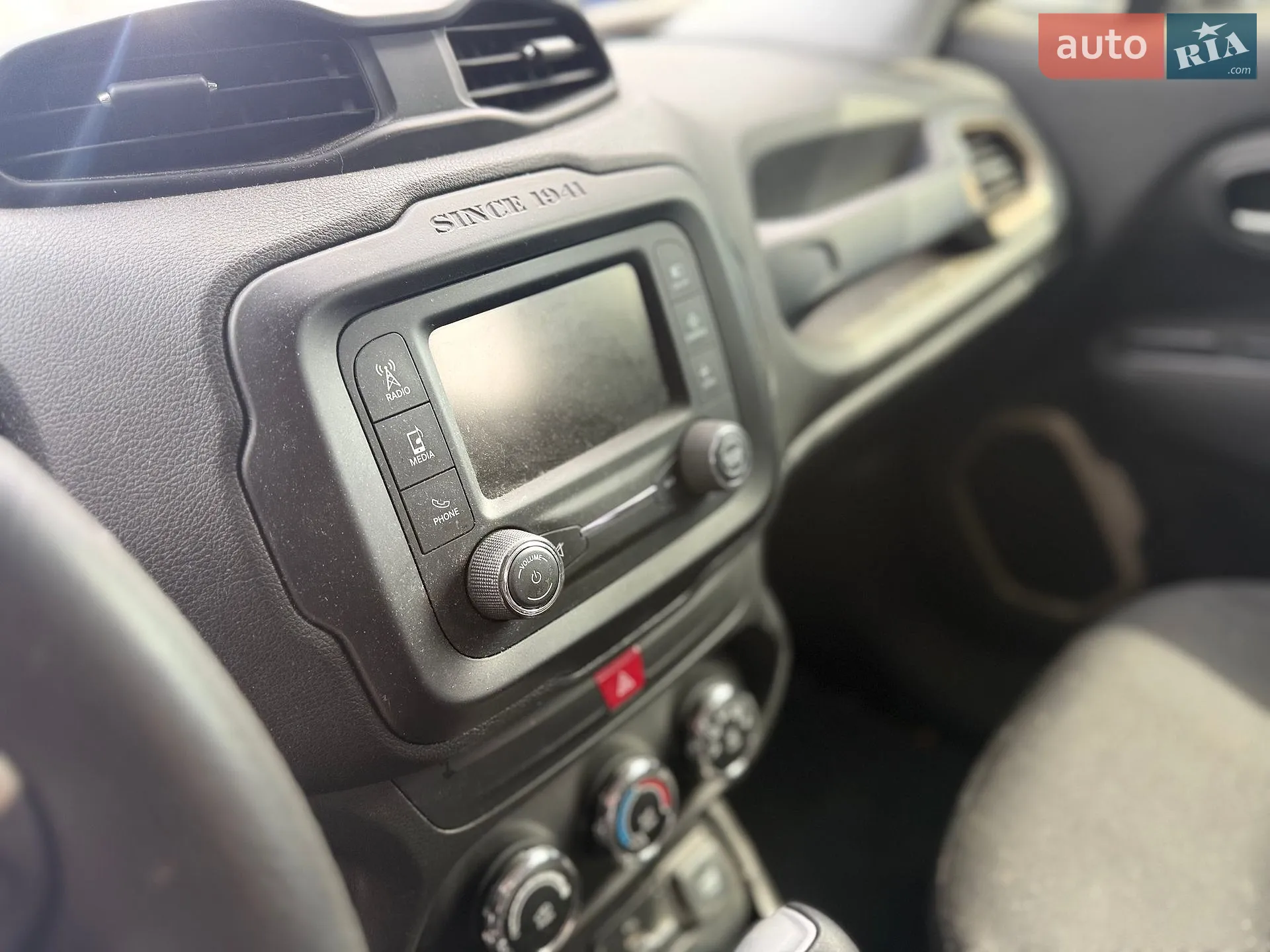 2017 Jeep Renegade - мініатюра 13