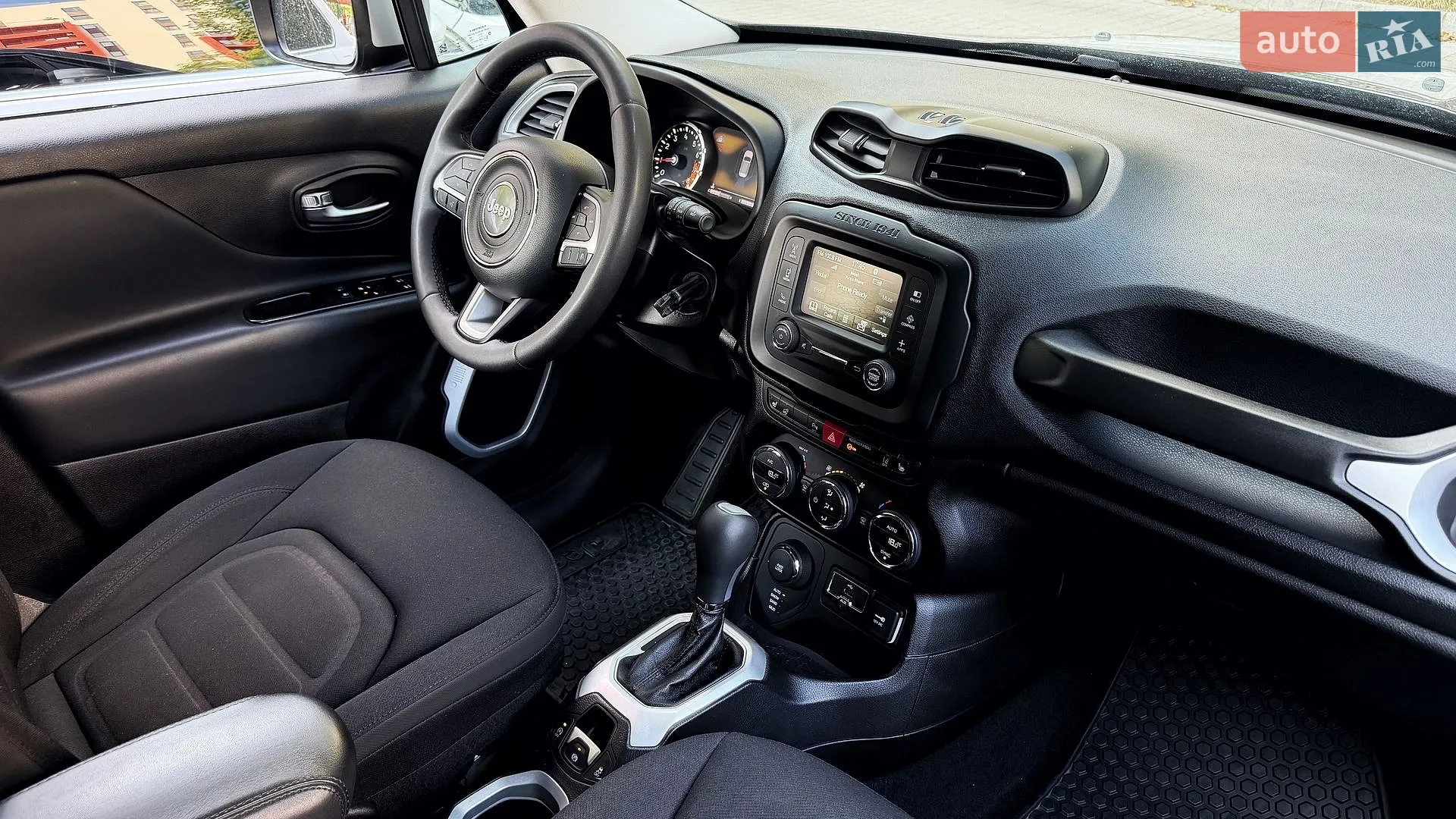 2016 Jeep Renegade - мініатюра 27