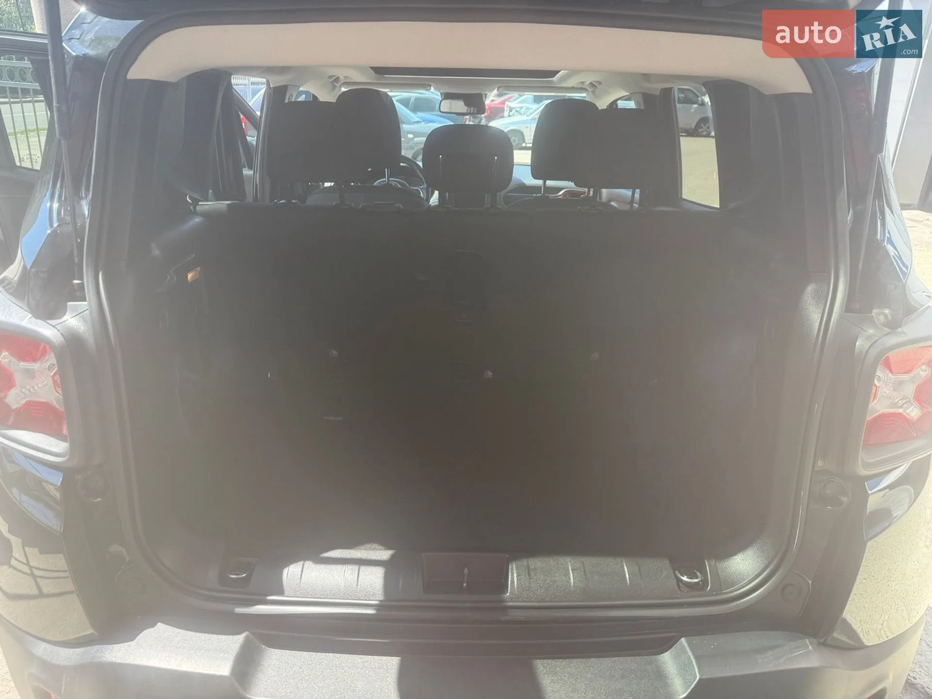 2019 Jeep Renegade - мініатюра 6