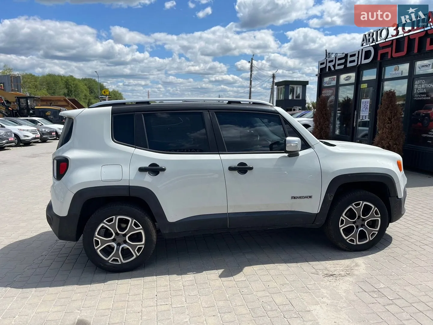 2015 Jeep Renegade - мініатюра 2
