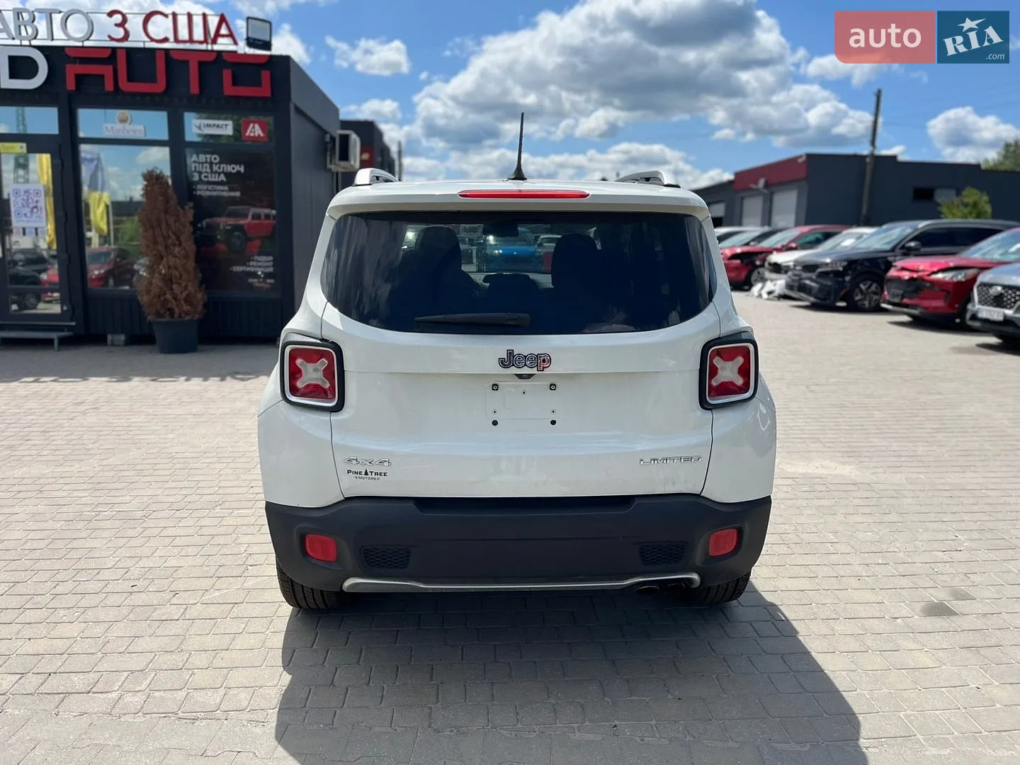 2015 Jeep Renegade - мініатюра 4