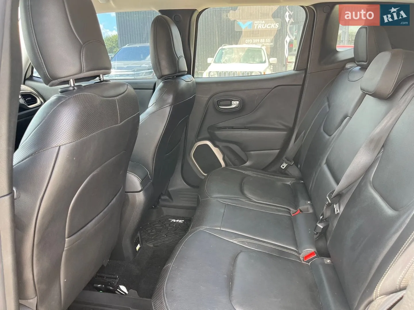 2015 Jeep Renegade - мініатюра 12