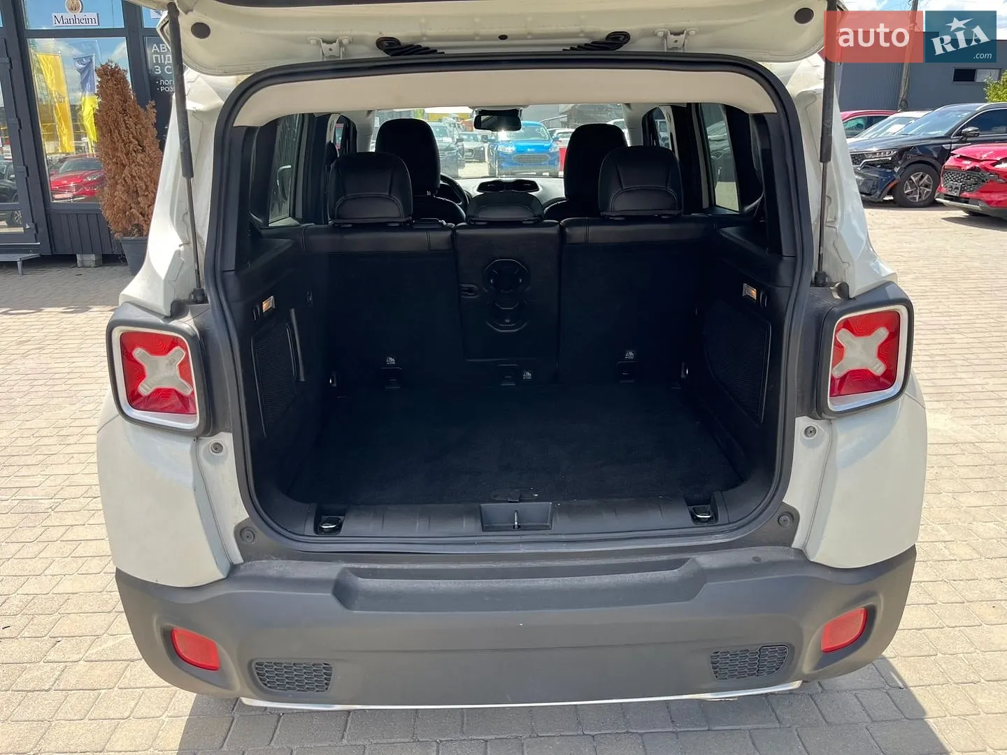 2015 Jeep Renegade - мініатюра 13