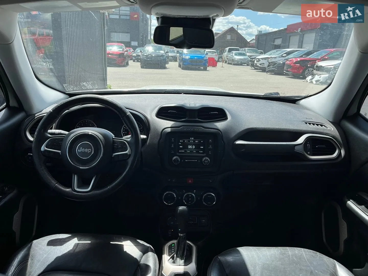2015 Jeep Renegade - мініатюра 18