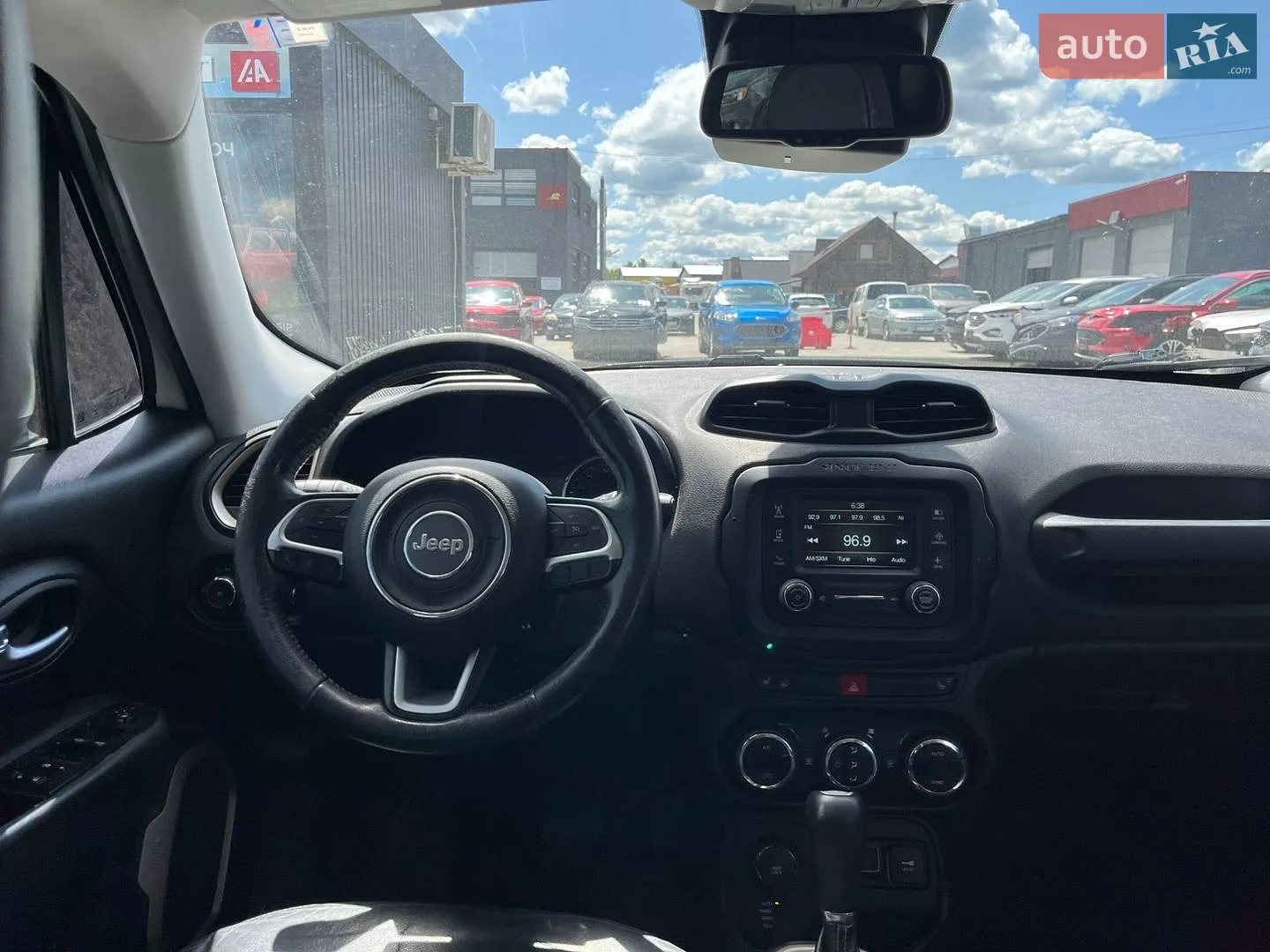 2015 Jeep Renegade - мініатюра 16