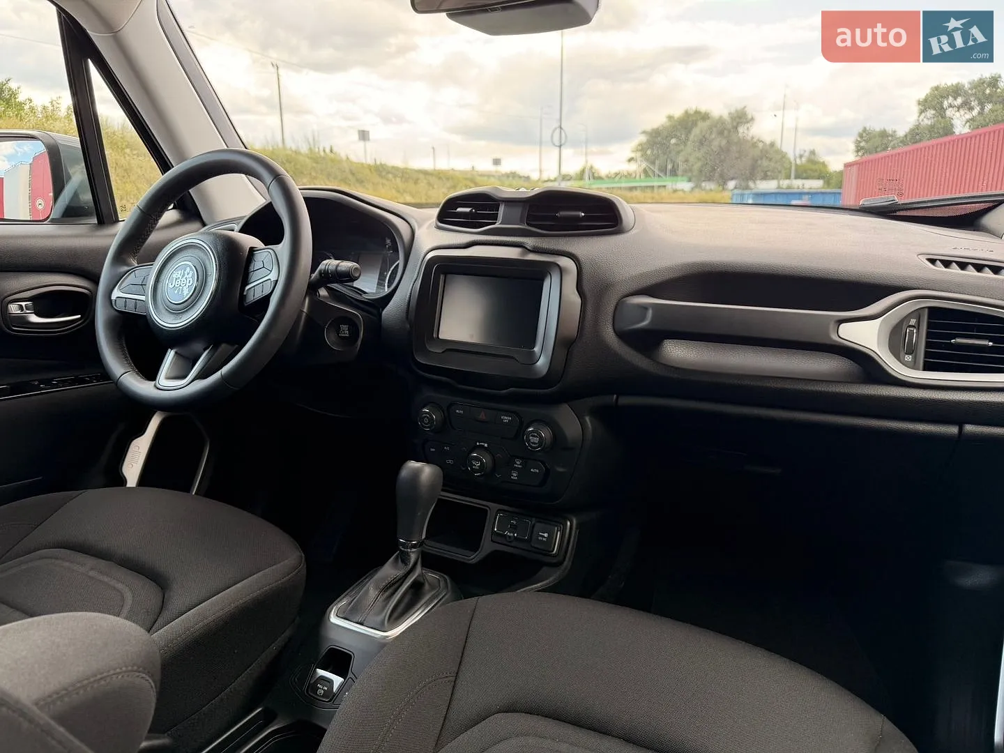 2018 Jeep Renegade - мініатюра 13