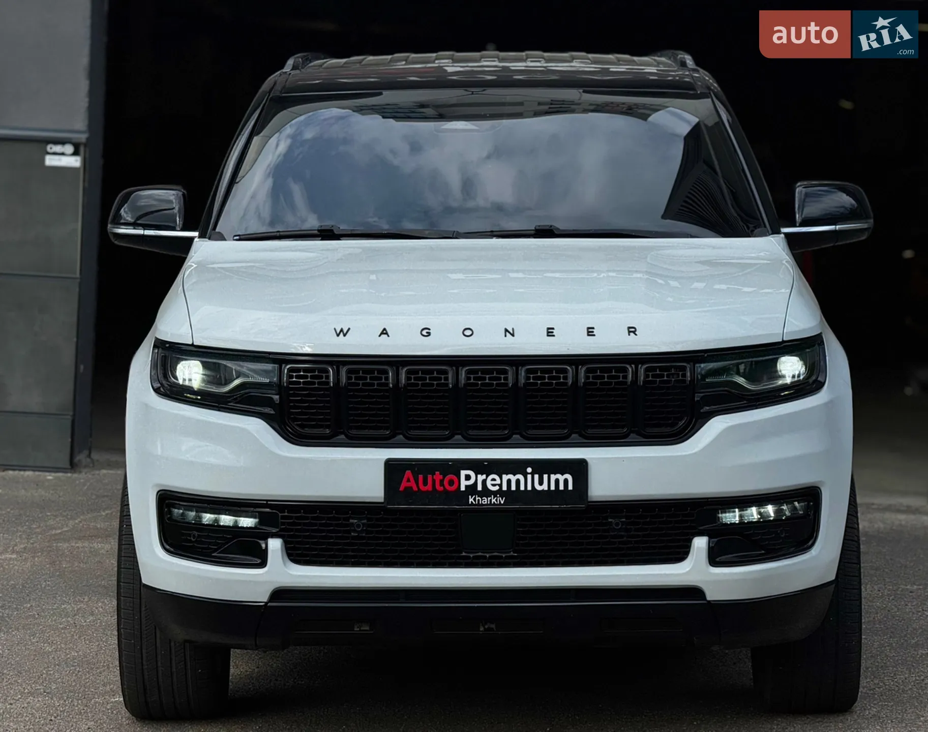 2022 Jeep Grand Wagoneer - мініатюра 4