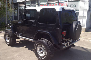 Позашляховик / Кросовер Jeep Wrangler 1993 в 