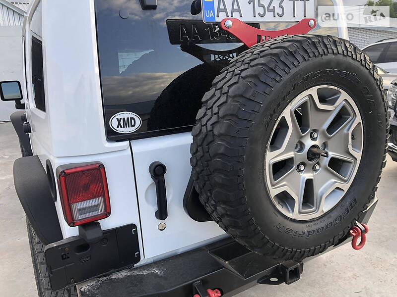 Позашляховик / Кросовер Jeep Wrangler 2015 в Києві