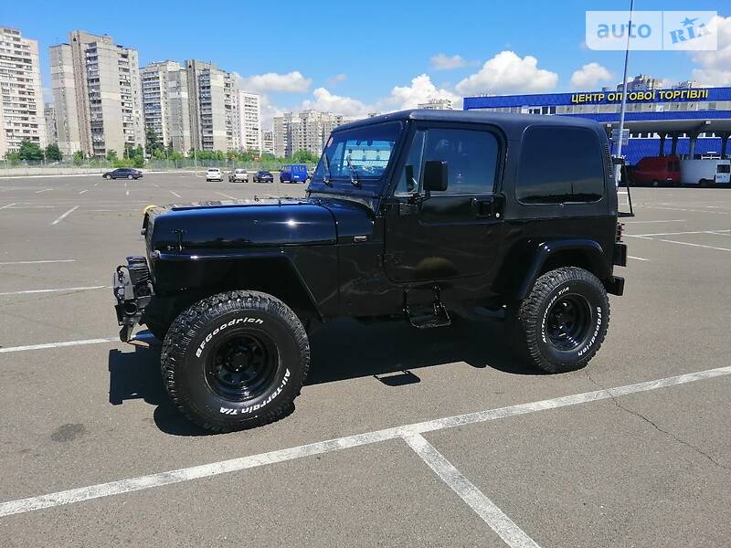 Позашляховик / Кросовер Jeep Wrangler 1995 в Києві