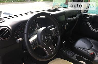 Позашляховик / Кросовер Jeep Wrangler 2018 в 