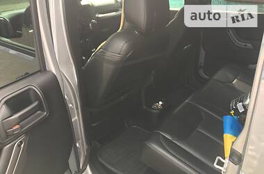 Позашляховик / Кросовер Jeep Wrangler 2018 в 