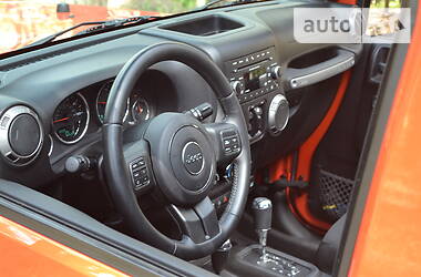 Внедорожник / Кроссовер Jeep Wrangler 2015 в Борисполе