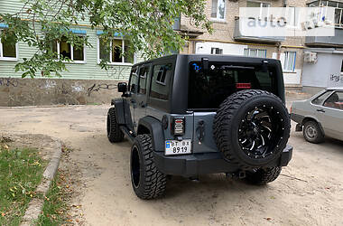 Внедорожник / Кроссовер Jeep Wrangler 2015 в Херсоне