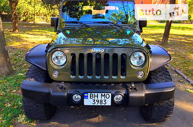 Позашляховик / Кросовер Jeep Wrangler 2015 в Одесі