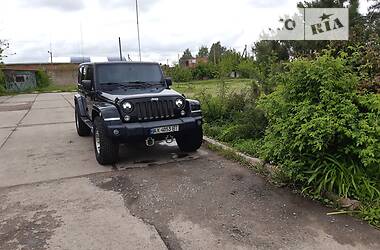 Внедорожник / Кроссовер Jeep Wrangler 2012 в Лозовой