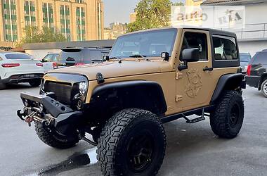 Внедорожник / Кроссовер Jeep Wrangler 2012 в Киеве