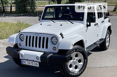 Внедорожник / Кроссовер Jeep Wrangler 2015 в Киеве