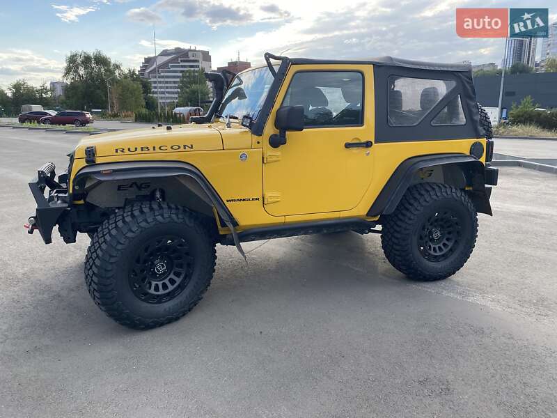 Внедорожник / Кроссовер Jeep Wrangler 2015 в Днепре