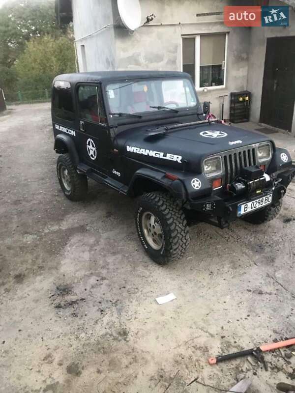 Внедорожник / Кроссовер Jeep Wrangler 1991 в 