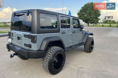 Внедорожник / Кроссовер Jeep Wrangler 2013 в Ивано-Франковске