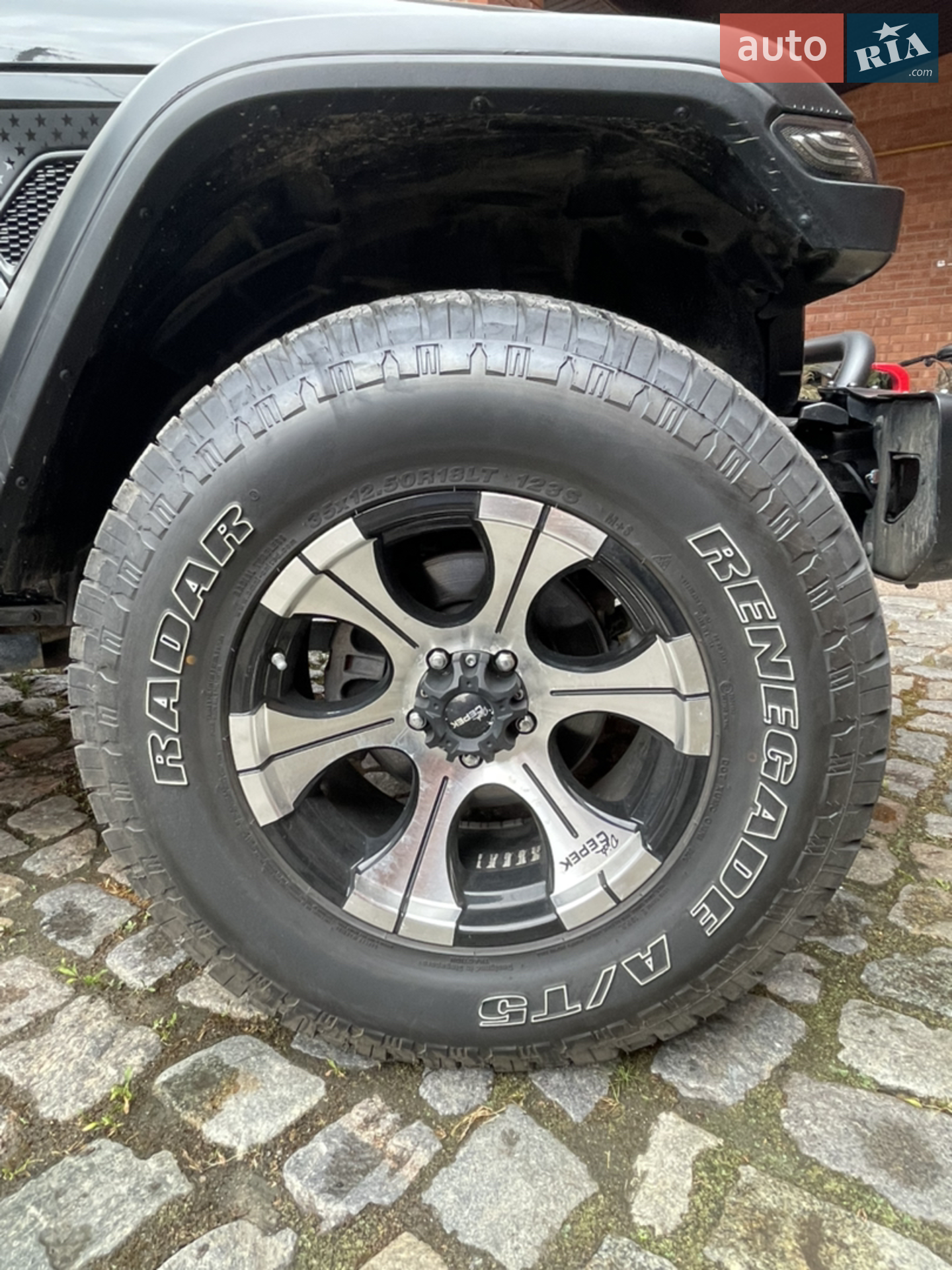 2020 Jeep Wrangler - мініатюра 31