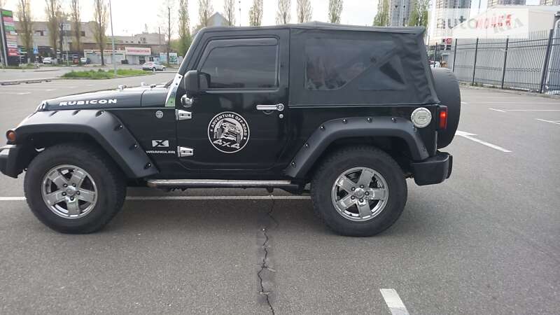 Внедорожник / Кроссовер Jeep Wrangler 2007 в Киеве