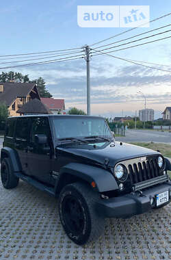 Позашляховик / Кросовер Jeep Wrangler 2014 в Києві