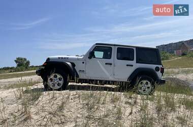 Позашляховик / Кросовер Jeep Wrangler 2020 в 