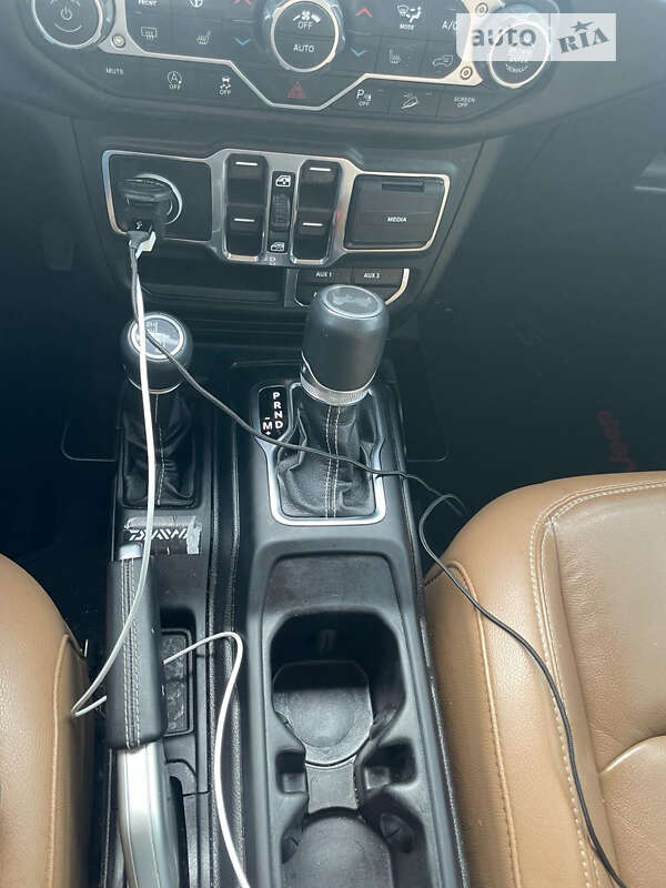 Внедорожник / Кроссовер Jeep Wrangler 2020 в Тернополе