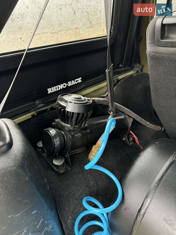 Позашляховик / Кросовер Jeep Wrangler 2012 в Житомирі