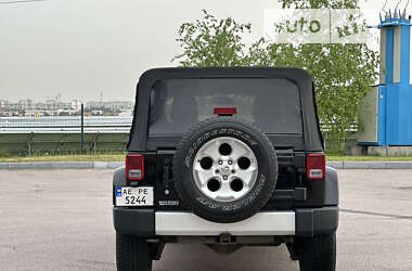 Внедорожник / Кроссовер Jeep Wrangler 2013 в Днепре