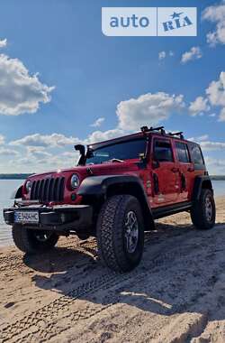 Внедорожник / Кроссовер Jeep Wrangler 2014 в Николаеве