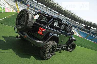 Внедорожник / Кроссовер Jeep Wrangler 2021 в 