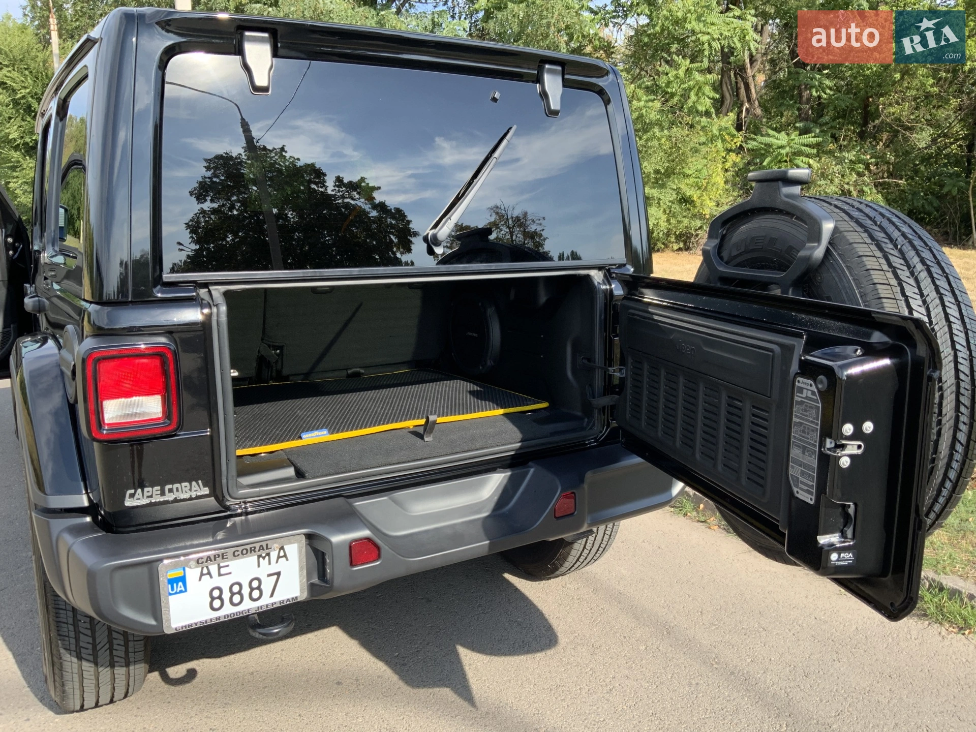 2022 Jeep Wrangler - мініатюра 13