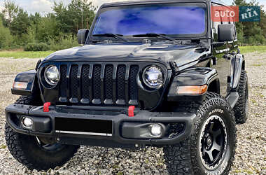 Внедорожник / Кроссовер Jeep Wrangler 2018 в Новояворовске